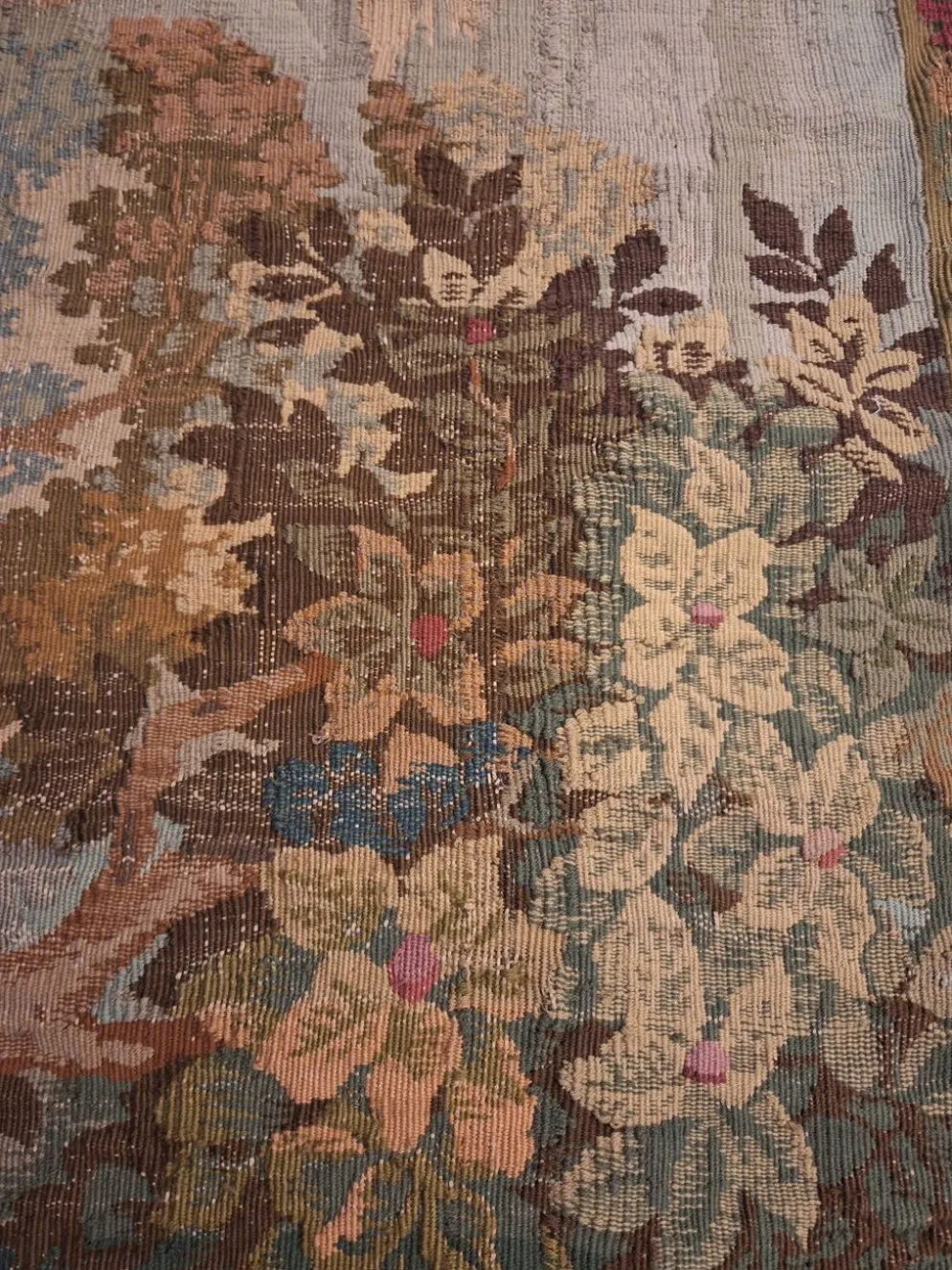 Tapisserie de laine "Verdure Flamande" de la manufacture Robert Four