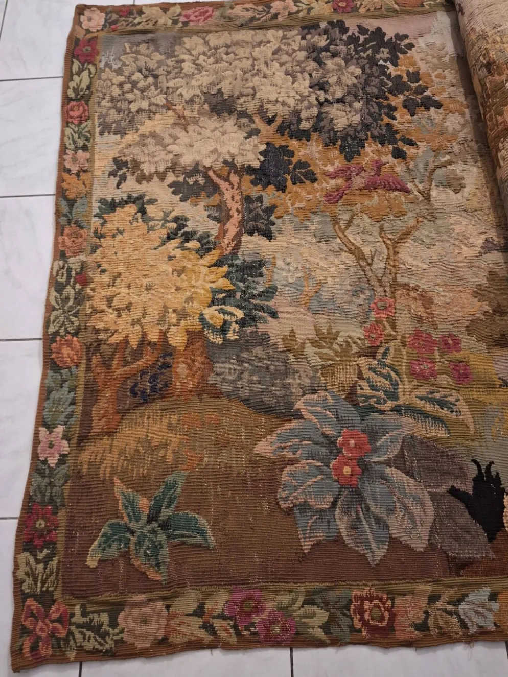 Tapisserie de laine "Verdure Flamande" de la manufacture Robert Four