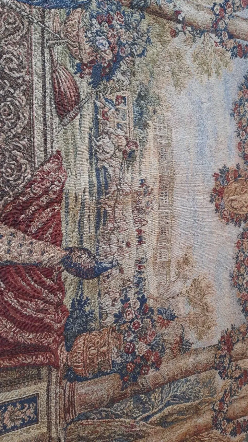 Tapisserie d'halluin " scène de cour au paon"