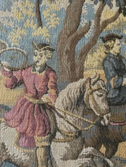 Tapisserie murale ancienne style Aubusson cadre moulures doré