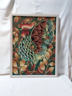 Tapisserie murale - Canevas encadré vintage années 70 - Coq au long plumage
