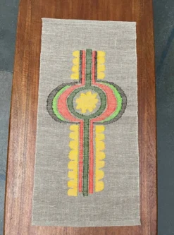 Tapisserie murale en lin brodée moderniste milieu du siècle, Finlande, années 1960