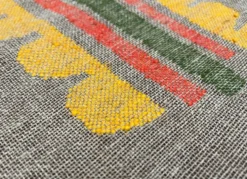 Tapisserie murale en lin brodée moderniste milieu du siècle, Finlande, années 1960