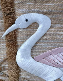 Tapisserie oiseau et feuillages estampillé années 70