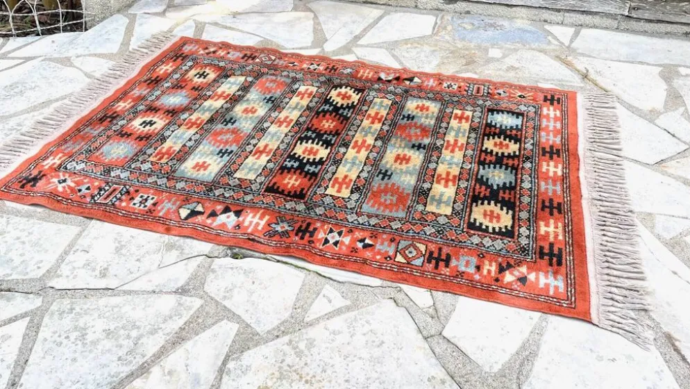 Tapis soie et coton vintage - 142 x 84cm