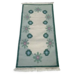 Tapis suédois en laine tissé à plat Kilim Rölakan en vert par Karin Jonsson 1960