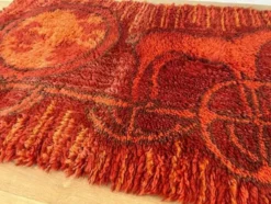 Tapis / Tapisserie Ege Rya en laine de style mid-century, Danemark, années 1960.