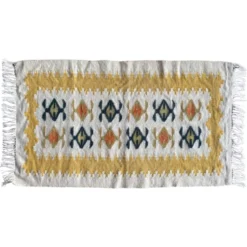 Tapis tissé à la main jaune et crème-blanc, Vlasti, Grèce, années 1960-70.