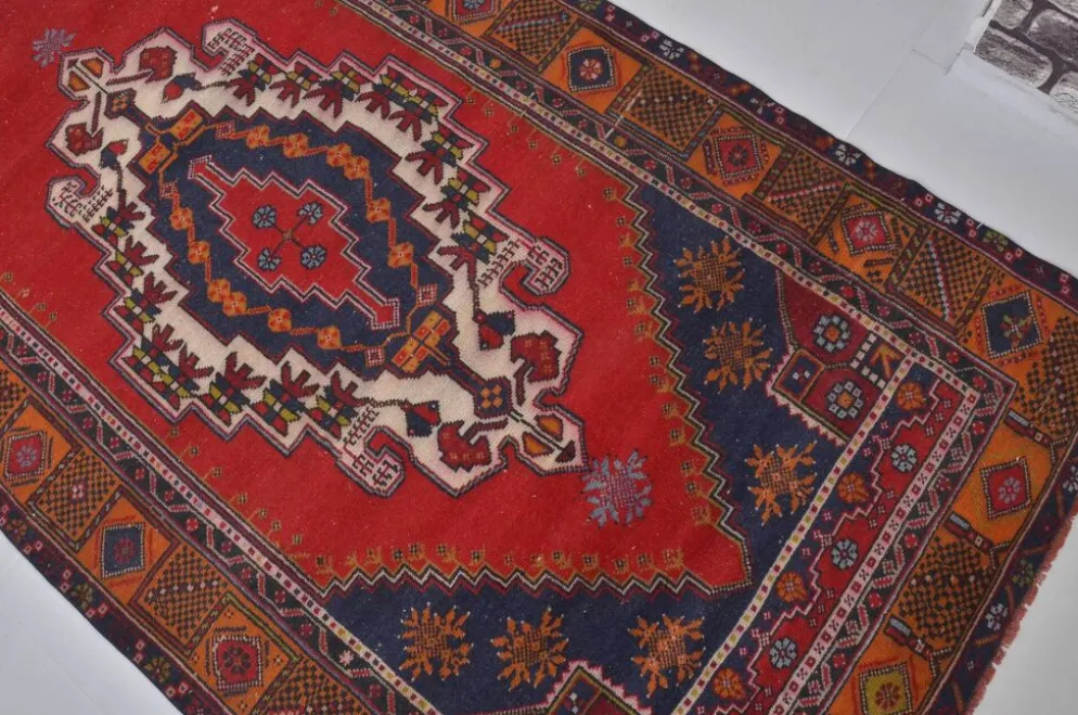 Tapis tribal fait main Oushak sku 1836