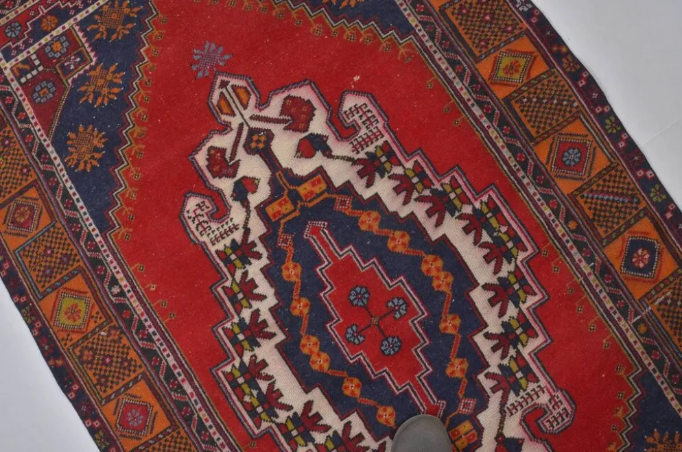 Tapis tribal fait main Oushak sku 1836