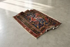 Tapis tribal oriental vintage tissé à la main, années 1940