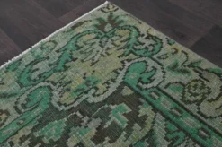 Tapis turc vintage vert et olive à médaillon, noué main, 160 x 262 cm