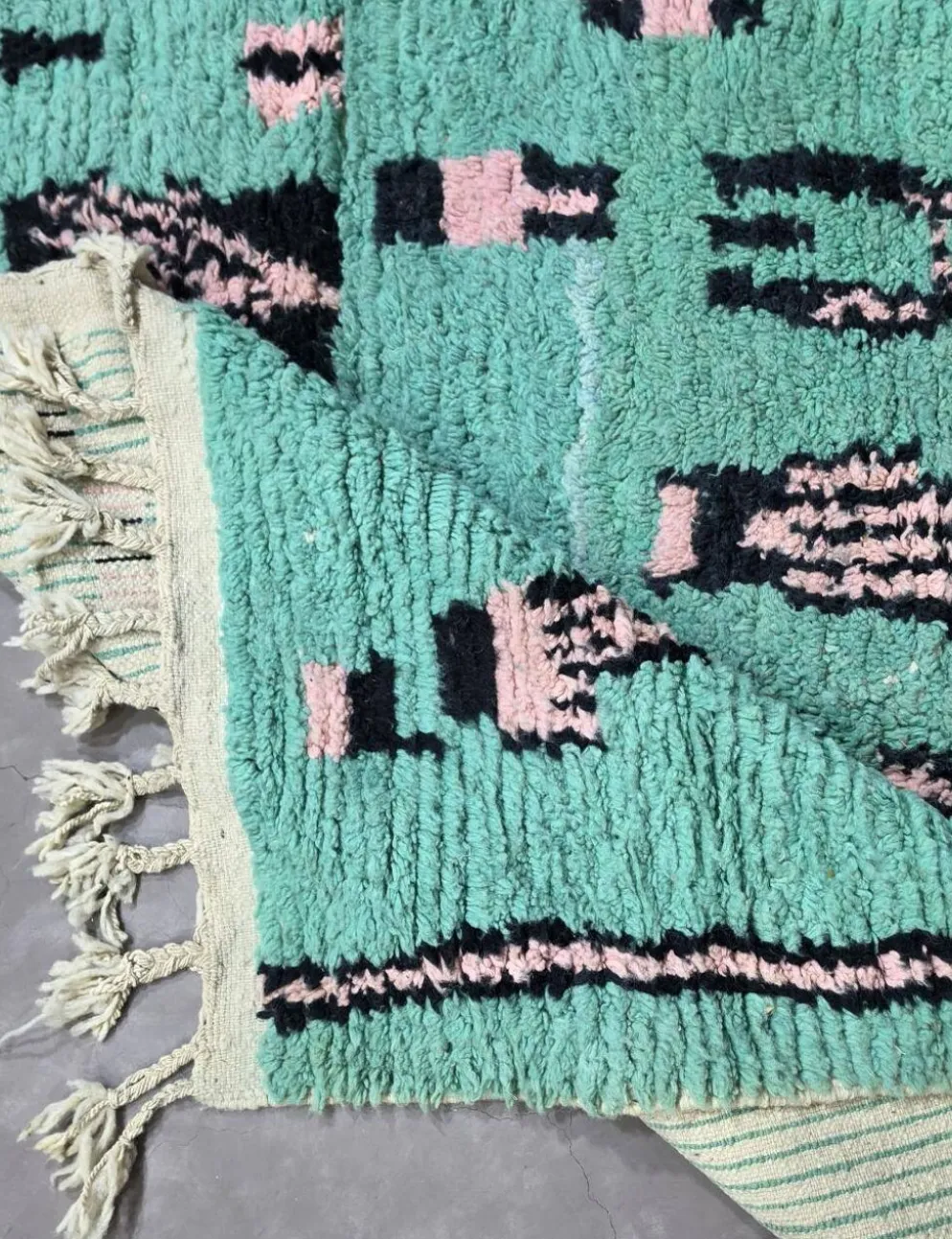 Tapis vert menthe contemporain - 280 x 187 cm