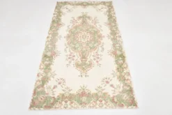 Tapis vintage à motif floral beige et vert 4x7, tapis anatolien, 113x207 cm