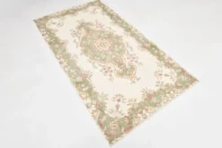 Tapis vintage à motif floral beige et vert 4x7, tapis anatolien, 113x207 cm