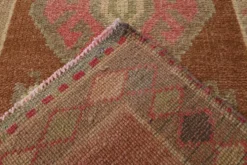 Tapis vintage taupe et rose poussiéreux pour couloir, 83x308 cm