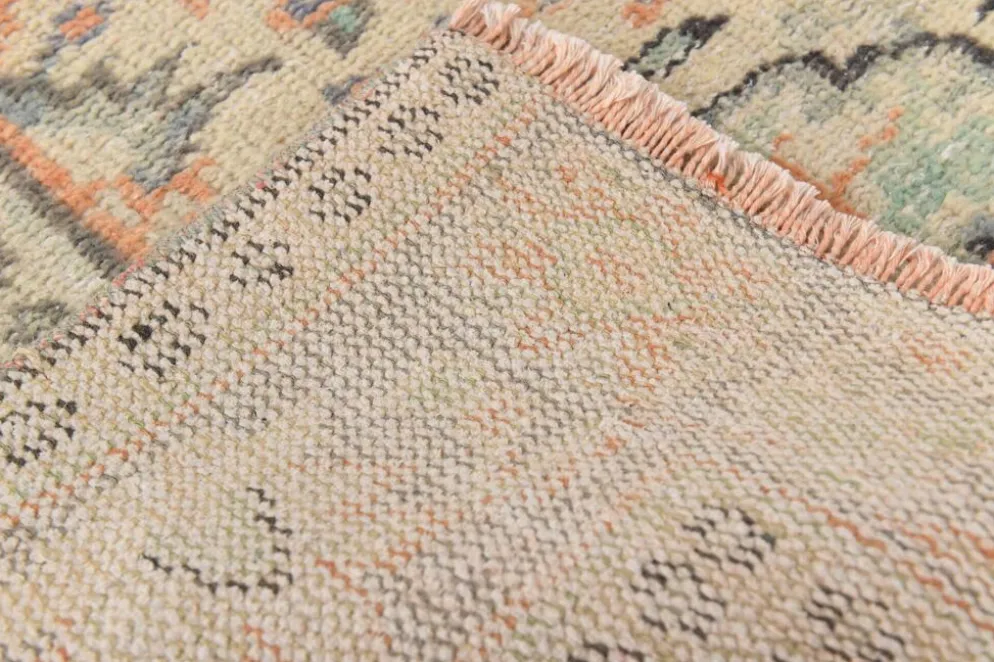 Tapis vintage turc tissé à la main en tons abricot pastel, 177x273 cm