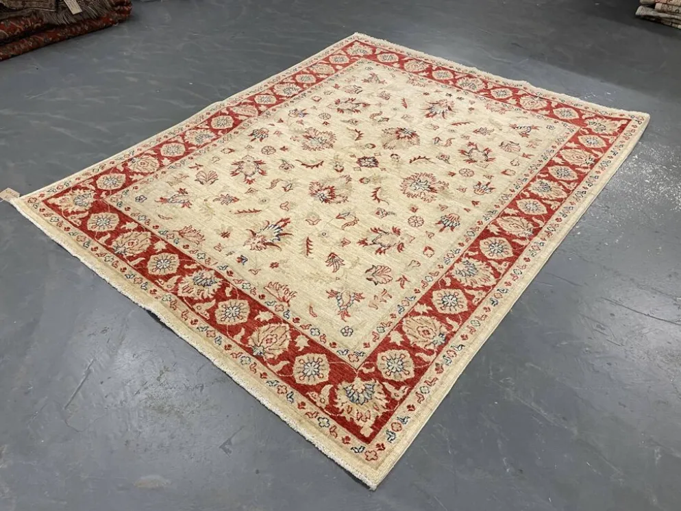 Tapis Ziegler crème à bordure rouge, tapis oriental floral en laine noué à la main