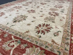 Tapis Ziegler oriental floral, en laine crème noué à la main