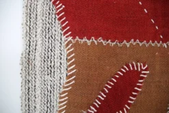 Tenture murale en textile bourgogne, tapis tissé à la main