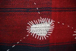 Tenture murale tribale tissée à la main, art textile boho, 103x106 cm