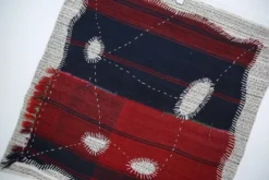 Tenture murale tribale tissée à la main, art textile boho, 103x106 cm