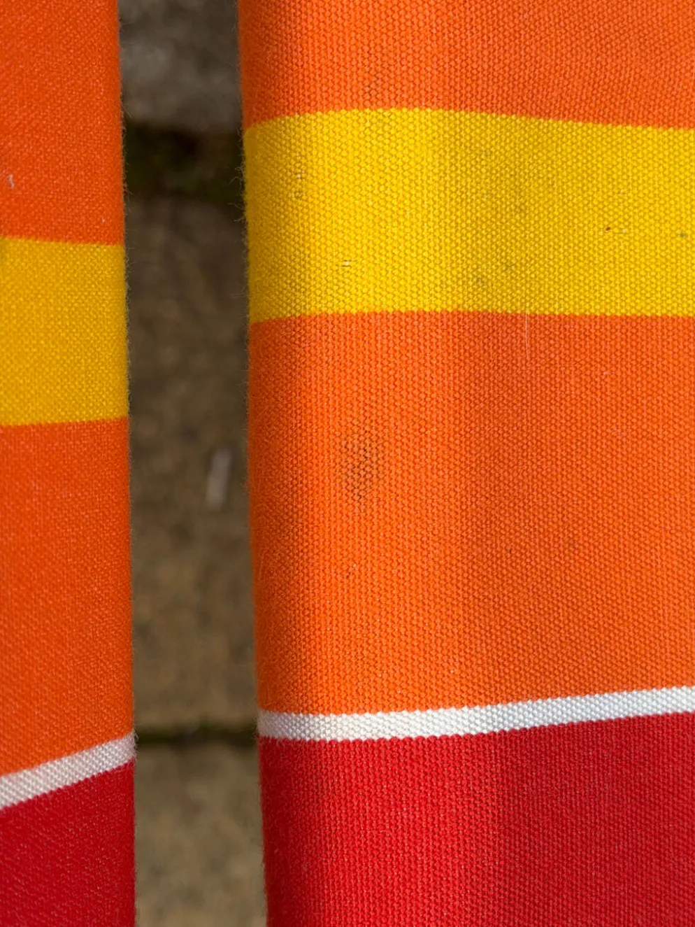 Transat chilienne ancienne toile rayée rouge orange patine d'origine