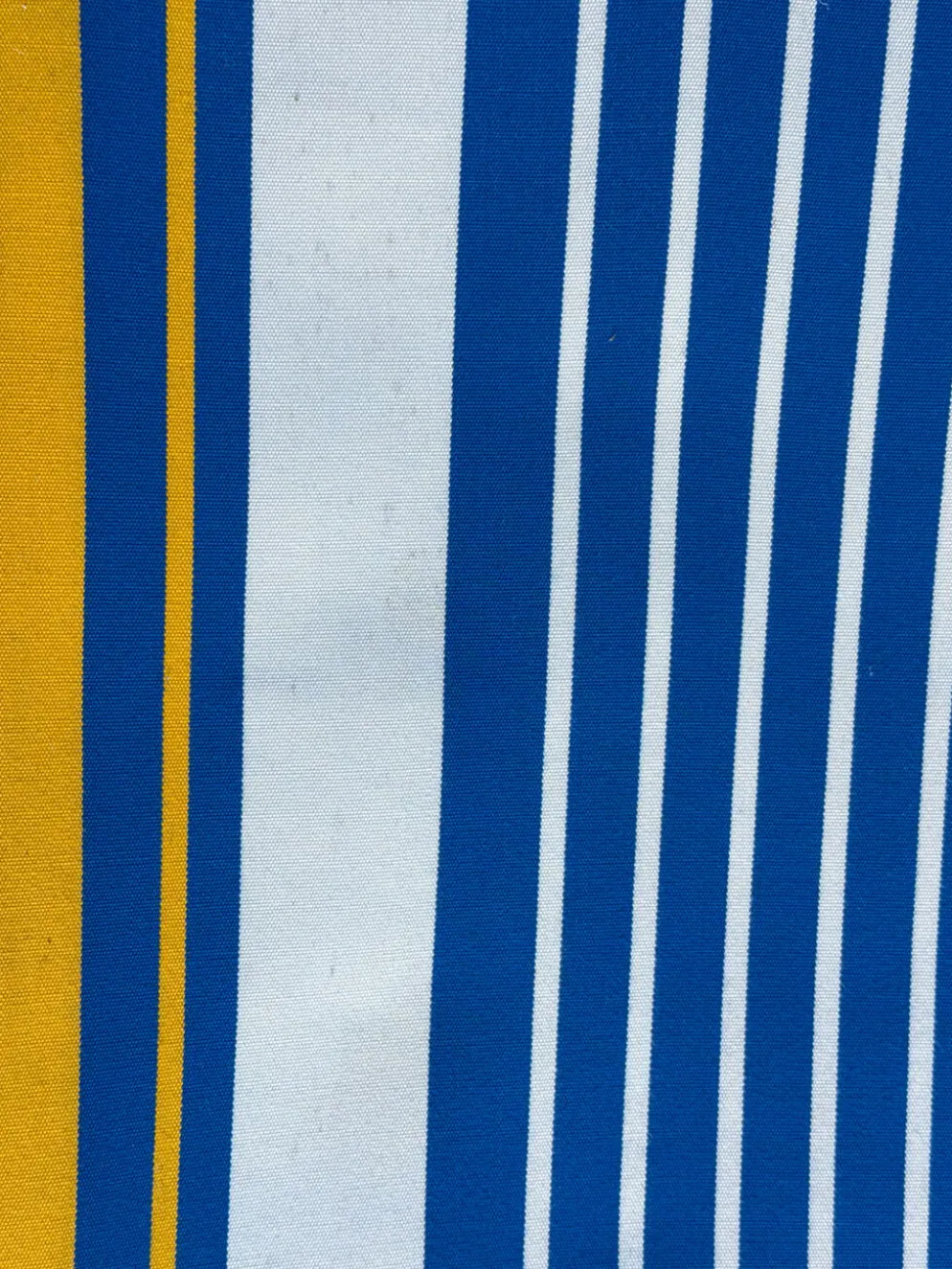 Transat chilienne ancienne toile rayée bleu & jaune patine d’origine