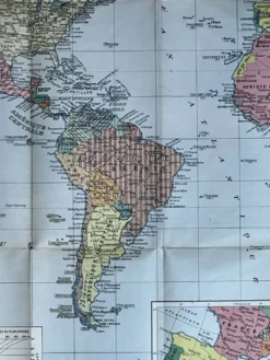 Tres grande carte mondiale 104x74cm