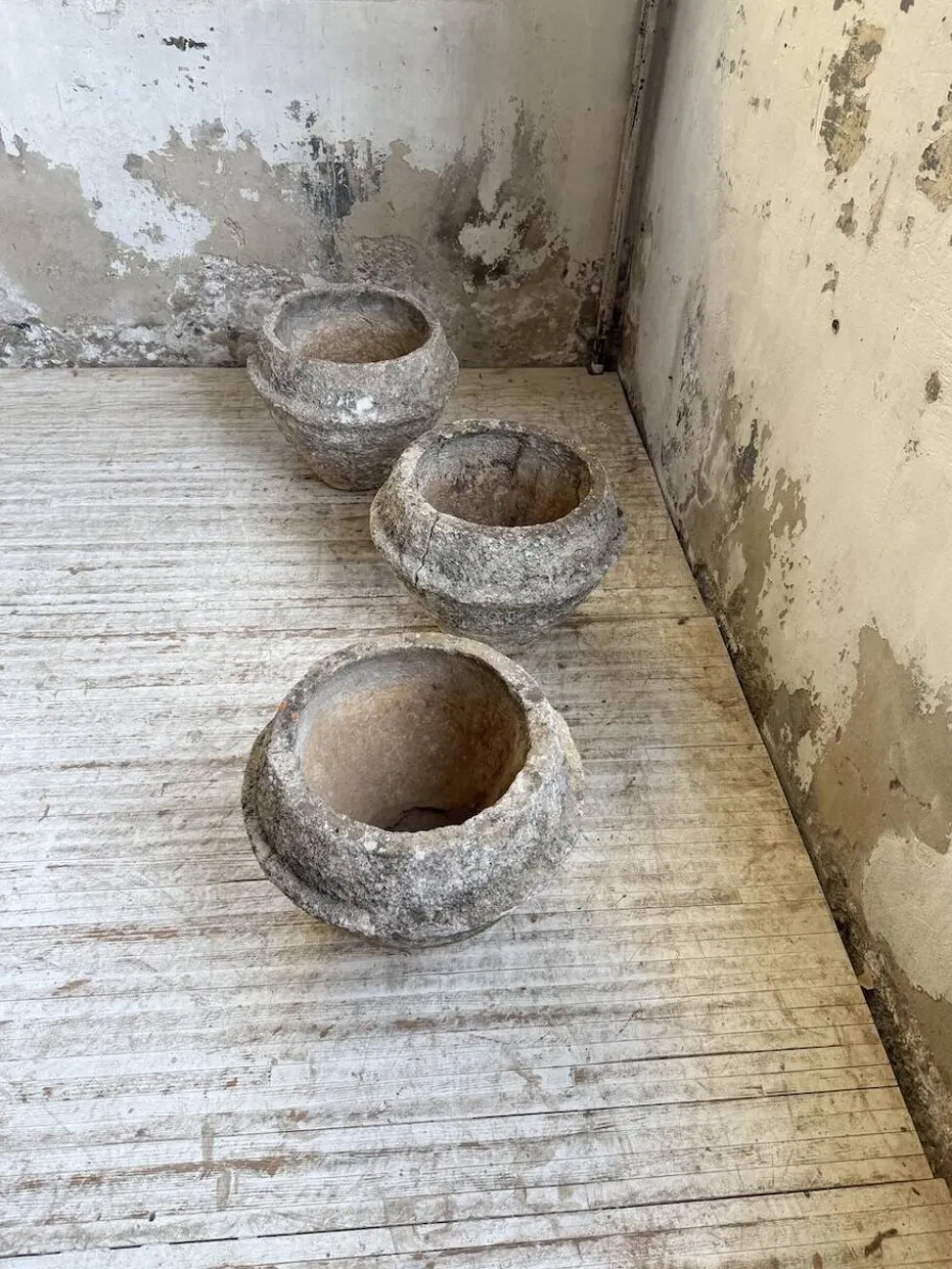 Trio de pots jardinières pierre et ciment début 1900