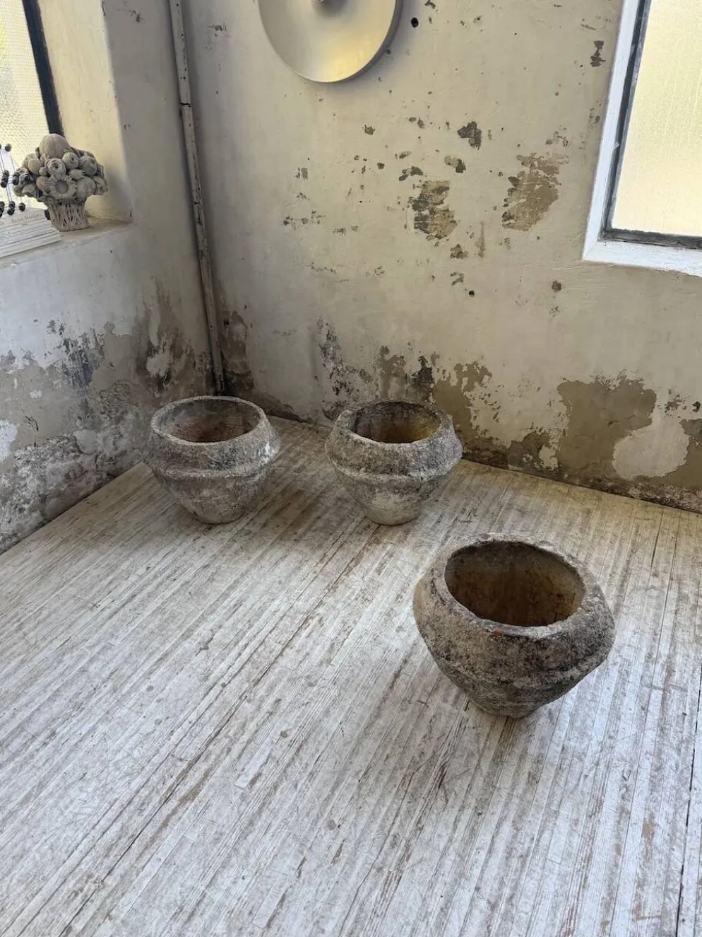 Trio de pots jardinières pierre et ciment début 1900