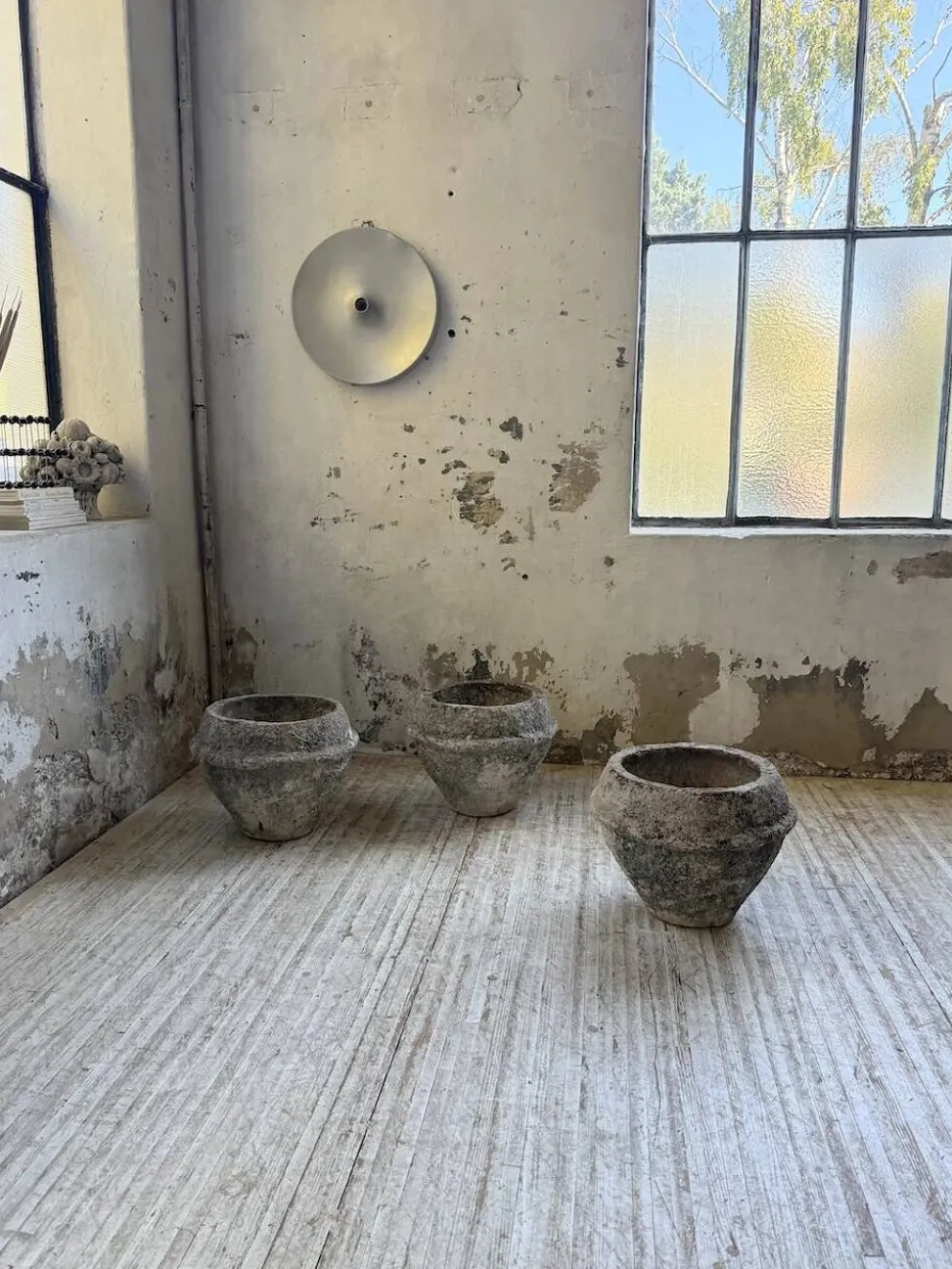 Trio de pots jardinières pierre et ciment début 1900