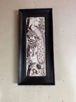 Trois carreaux de Delft manganèse formant un portrait de paon, XVIIIème siècle