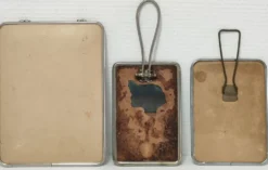 Trois miroirs de barbier cadre métal début à milieu XXème