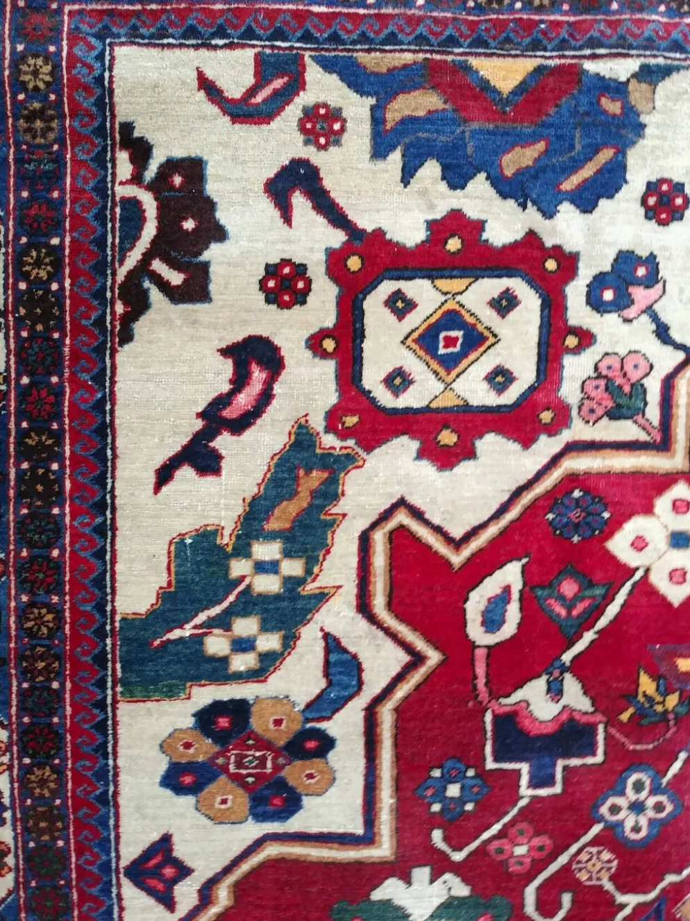 Très beau tapis persan
