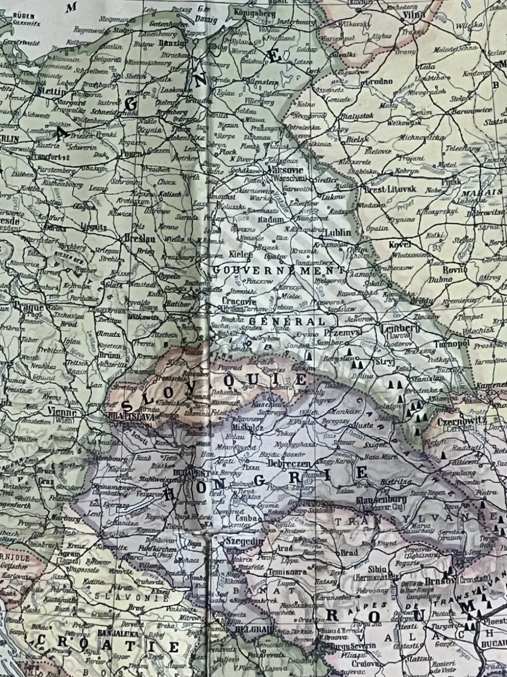 Très grande carte 93x73 : Europe Physique et Politique, imprimée par L