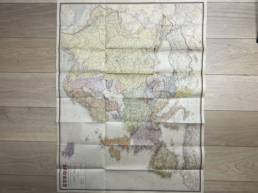 Très grande carte 93x73 : Europe Physique et Politique, imprimée par L