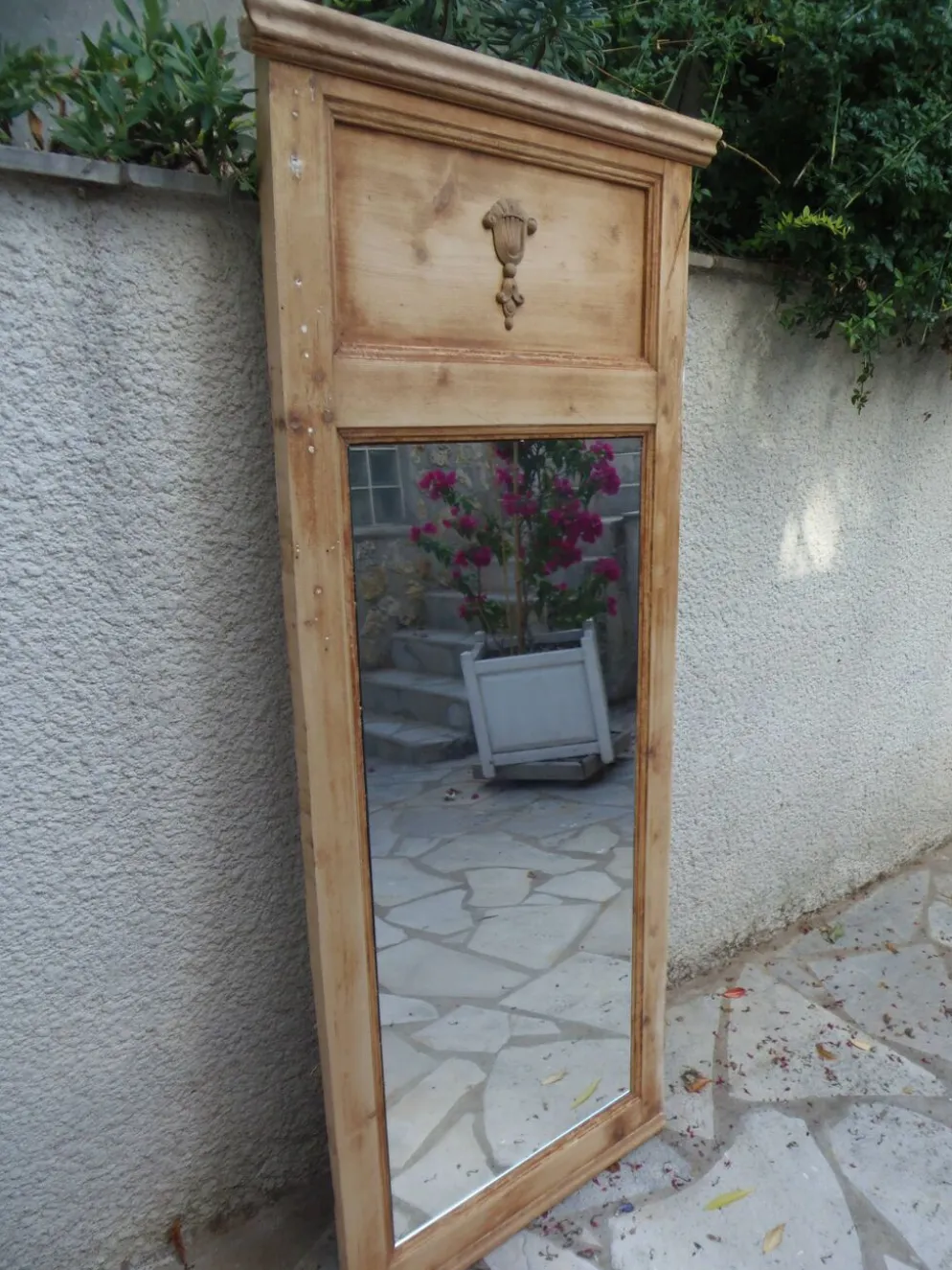 Trumeau ancien en bois naturel – miroir vintage .