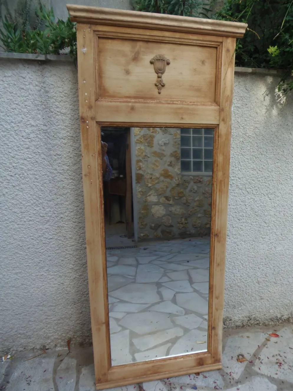 Trumeau ancien en bois naturel – miroir vintage .