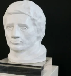 Tête en plâtre, années 70