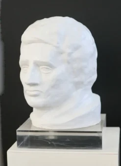 Tête en plâtre, années 70