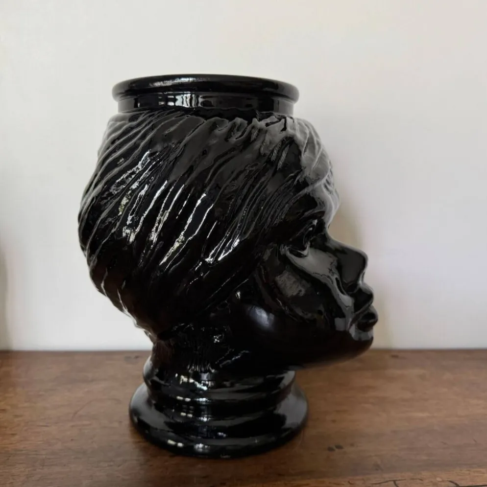 2 têtes en verre représentant des Maures