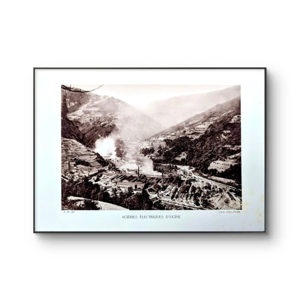 Ugine, Savoie. Planche photo imprimée en 1942.