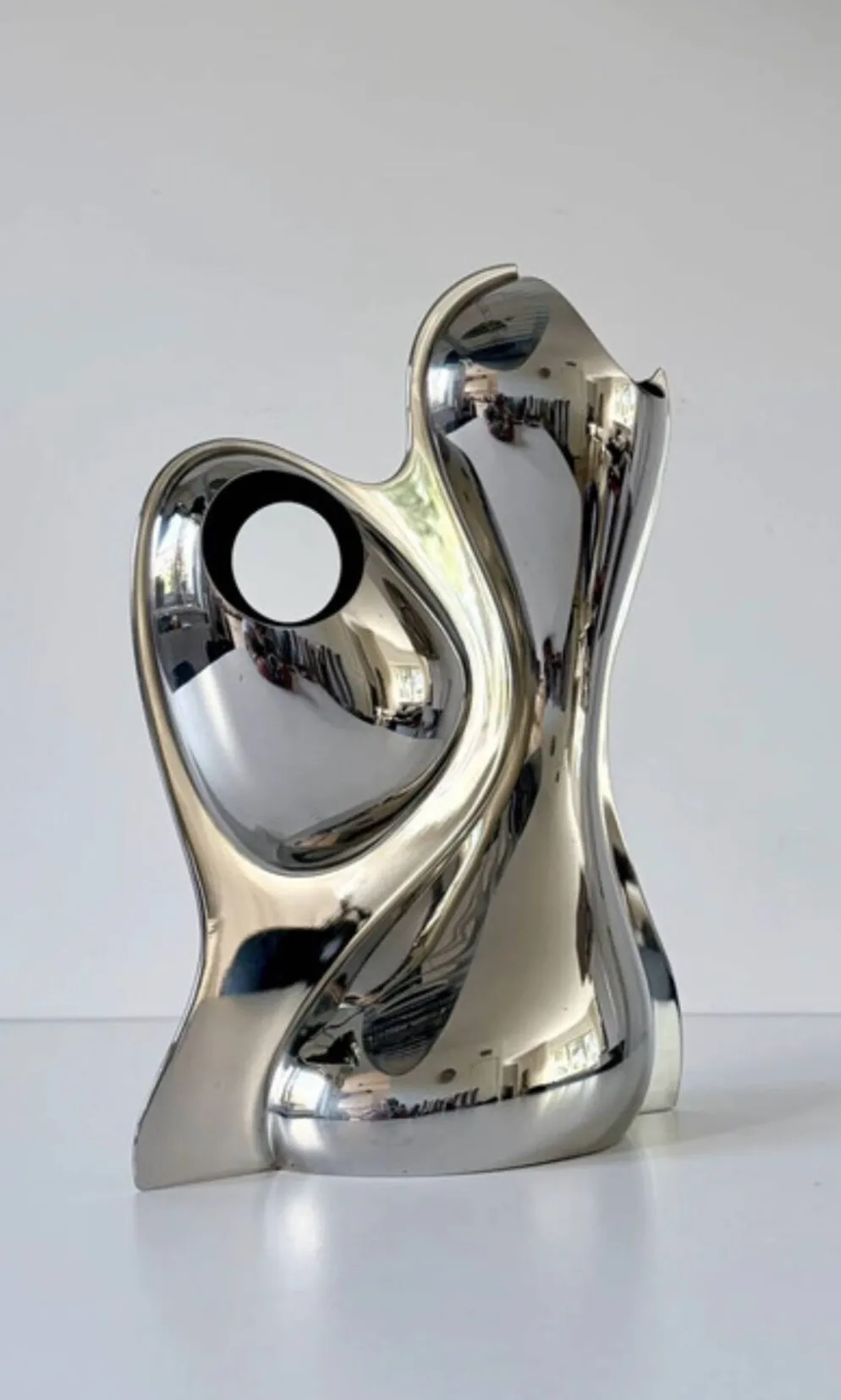 Vase Alessi « Babyboop » par Ron Arad Starck 90s design