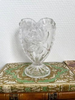 Vase allemand en cristal et forme de cœur