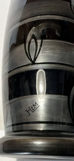 Vase art déco en verre noir et argent signé hem années 30