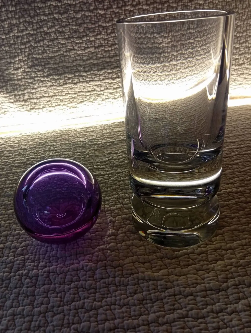 Vase "Cana" et boule "Sirius" en cristal de Baccarat