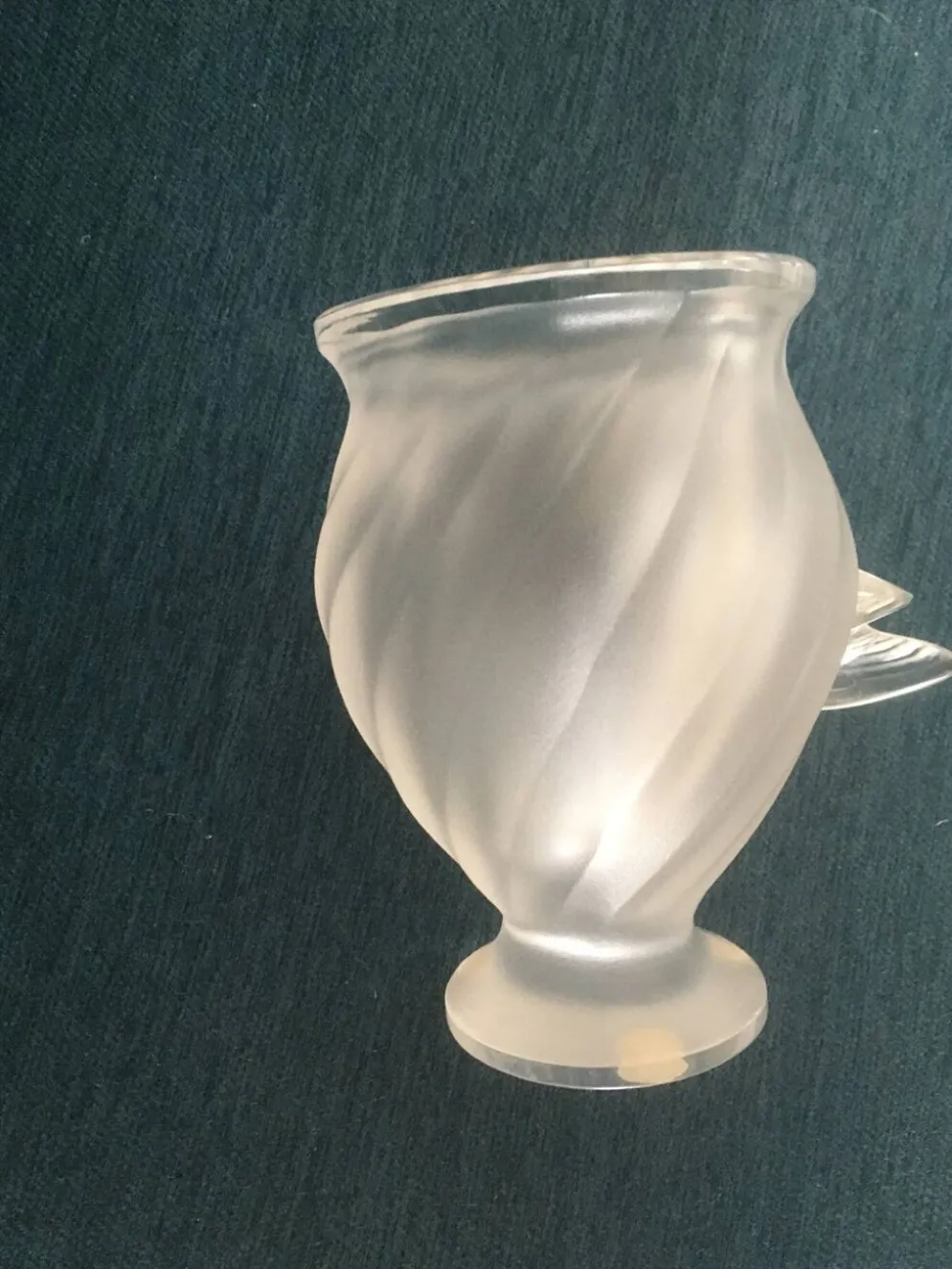 Vase cristal ancien signé Lalique
