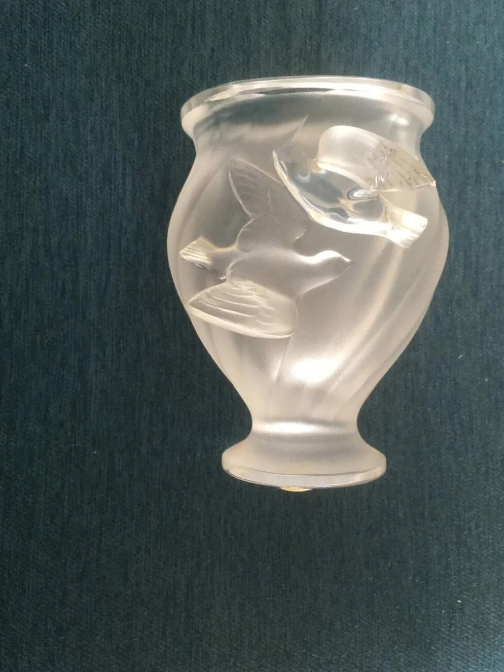 Vase cristal ancien signé Lalique