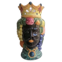 vase en céramique en forme de têtes de Maure siciliennes